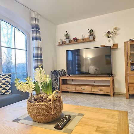 Ferienhaus Steuerbord Im Bootshaus Несмерзиль Экстерьер фото
